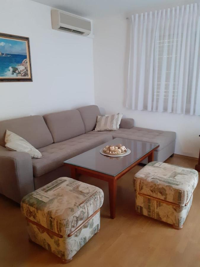 Apartman Mira Makarska Buitenkant foto
